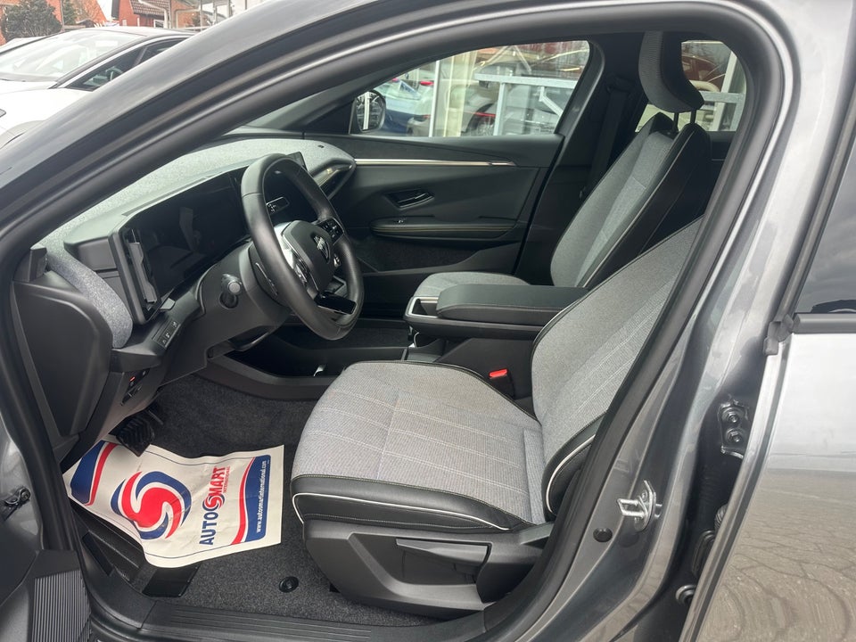 Renault Megane E-Tech 60 Techno 5d