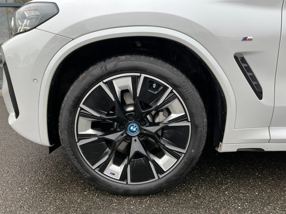 BMW iX3 Charged Plus M-Sport 5d