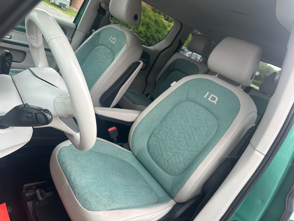 VW ID. Buzz 77 Pro SWB 5d
