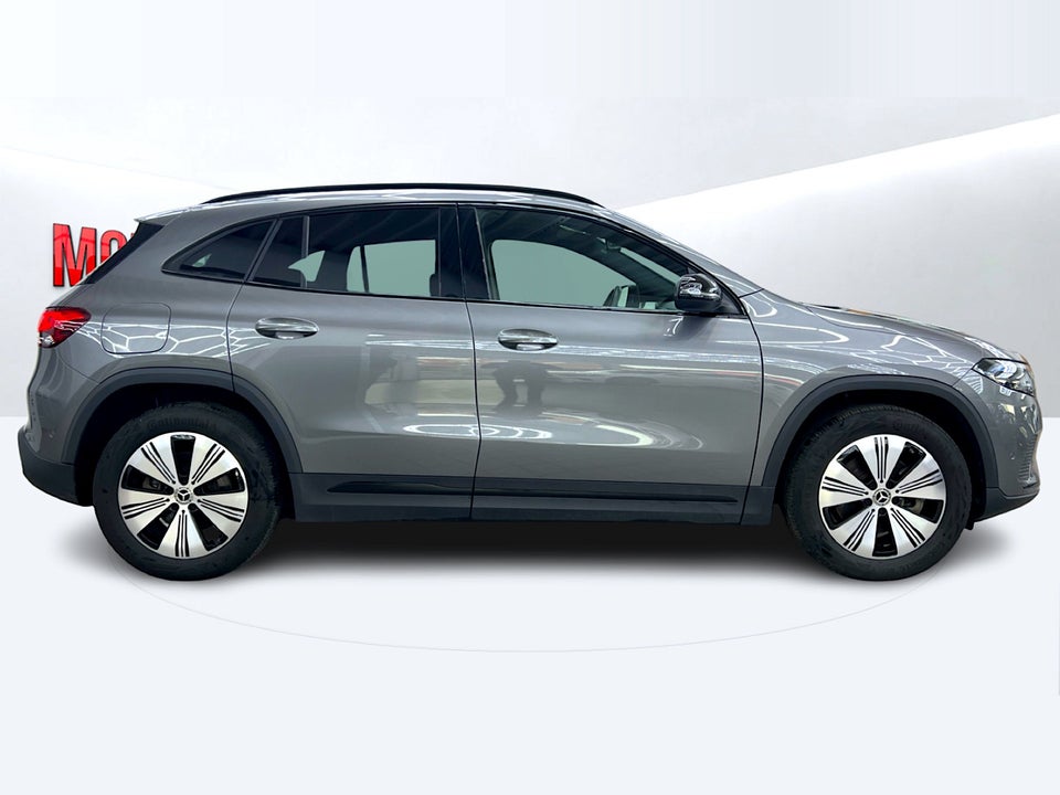 Mercedes EQA250+ Progressive 5d