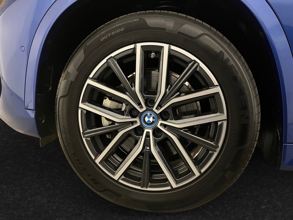 BMW iX1 xDrive30 M-Sport 5d