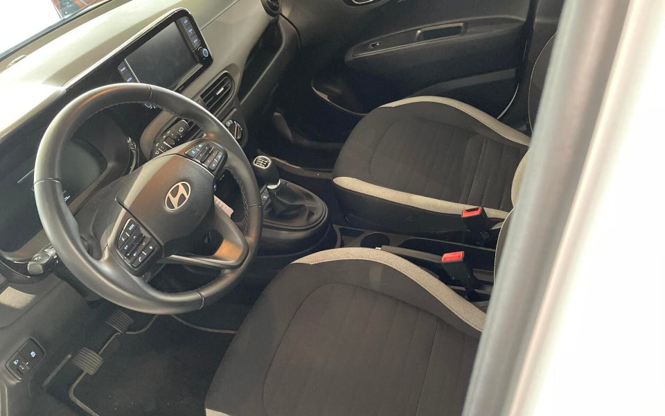 Hyundai i10 1,0 MPi Essential 5d
