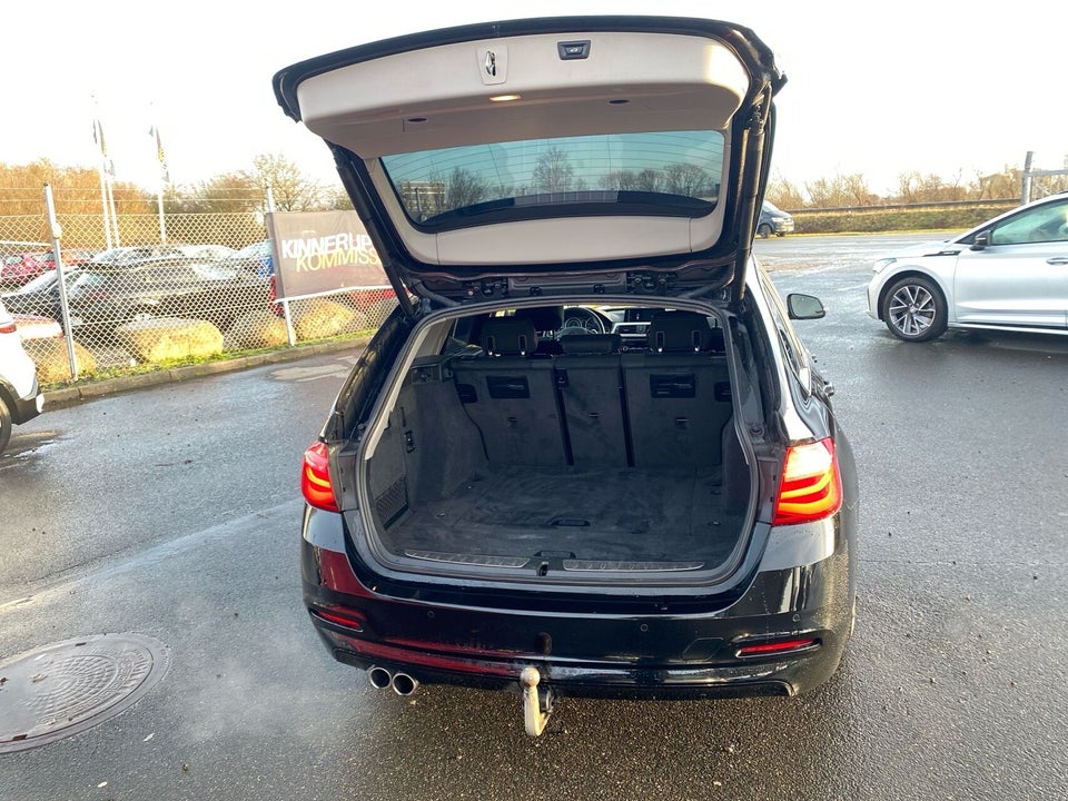 BMW 320d 2,0 Touring aut. 5d