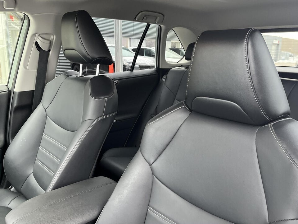 Toyota RAV4 2,5 Hybrid H3 Comfort MDS 5d