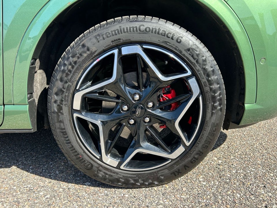 Ford Kuga 2,5 PHEV ST-Line X CVT 5d