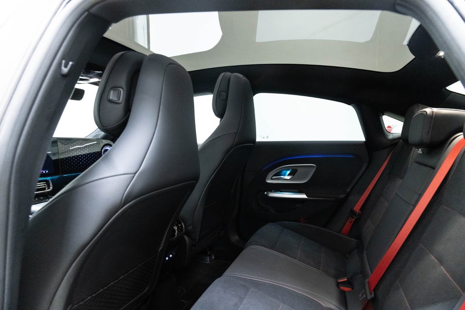 Mercedes CLA250+ electric AMG Premium 4d