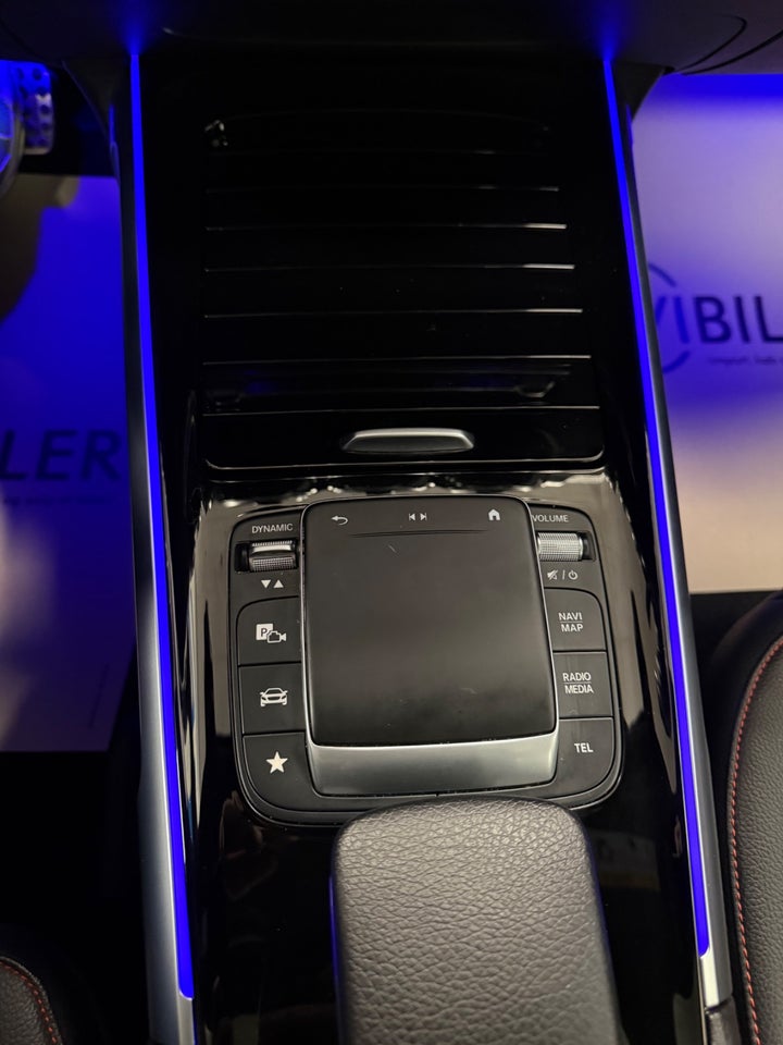 Mercedes EQB300 AMG Line 4Matic 5d