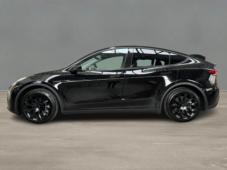 Tesla Model Y RWD 5d