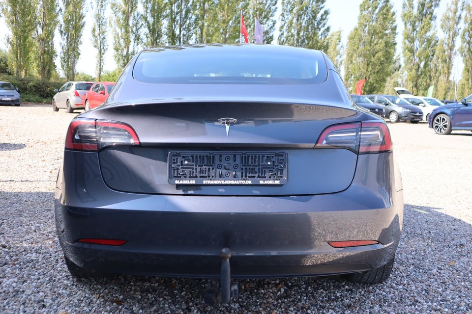 Tesla Model 3 RWD 4d