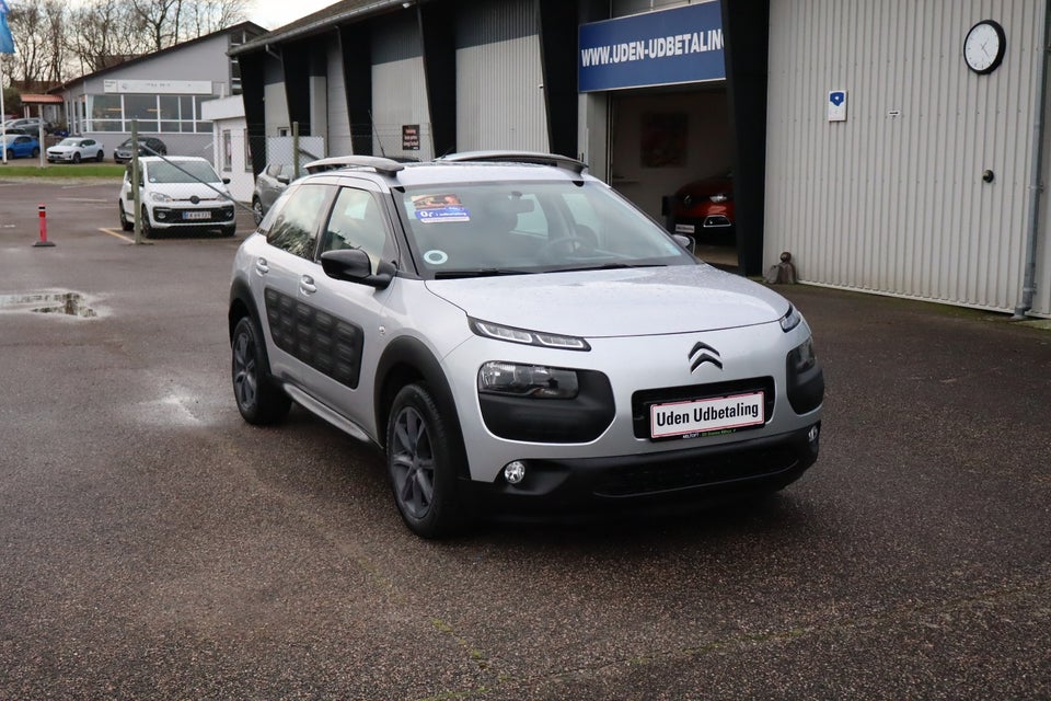 Citroën C4 Cactus 1,2 PureTech 110 Shine 5d
