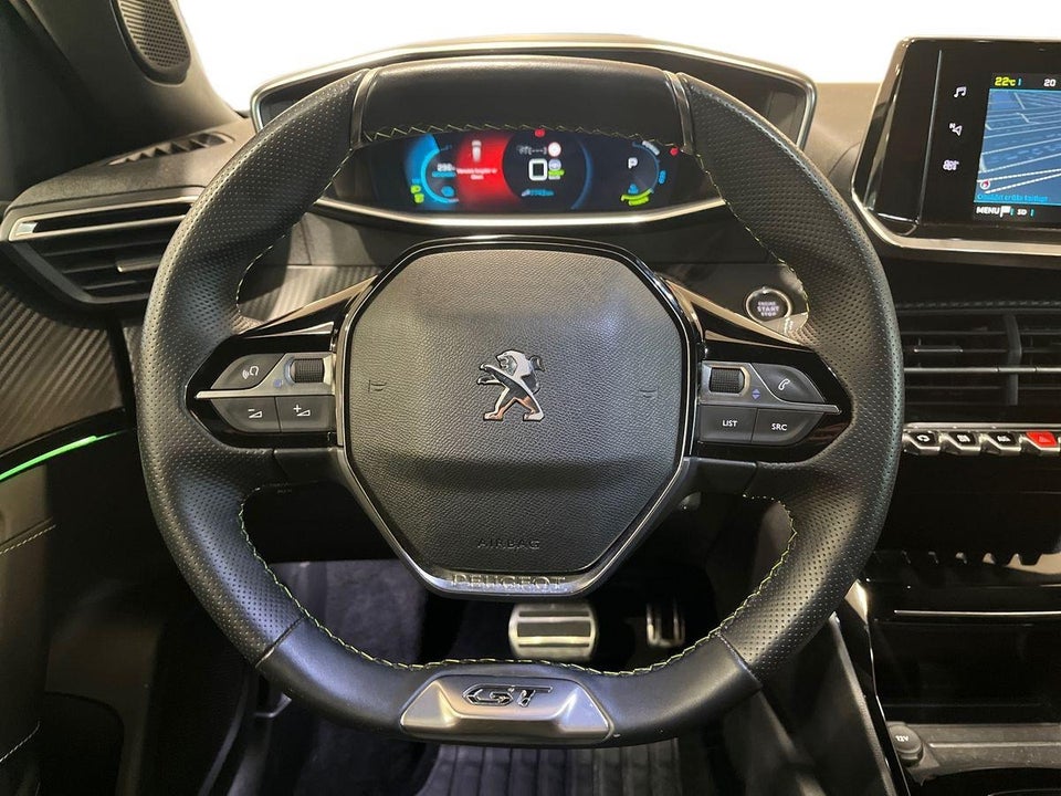 Peugeot e-2008 50 GT 5d