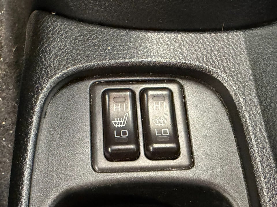 Mitsubishi Lancer 1,6 Comfort stc. 5d