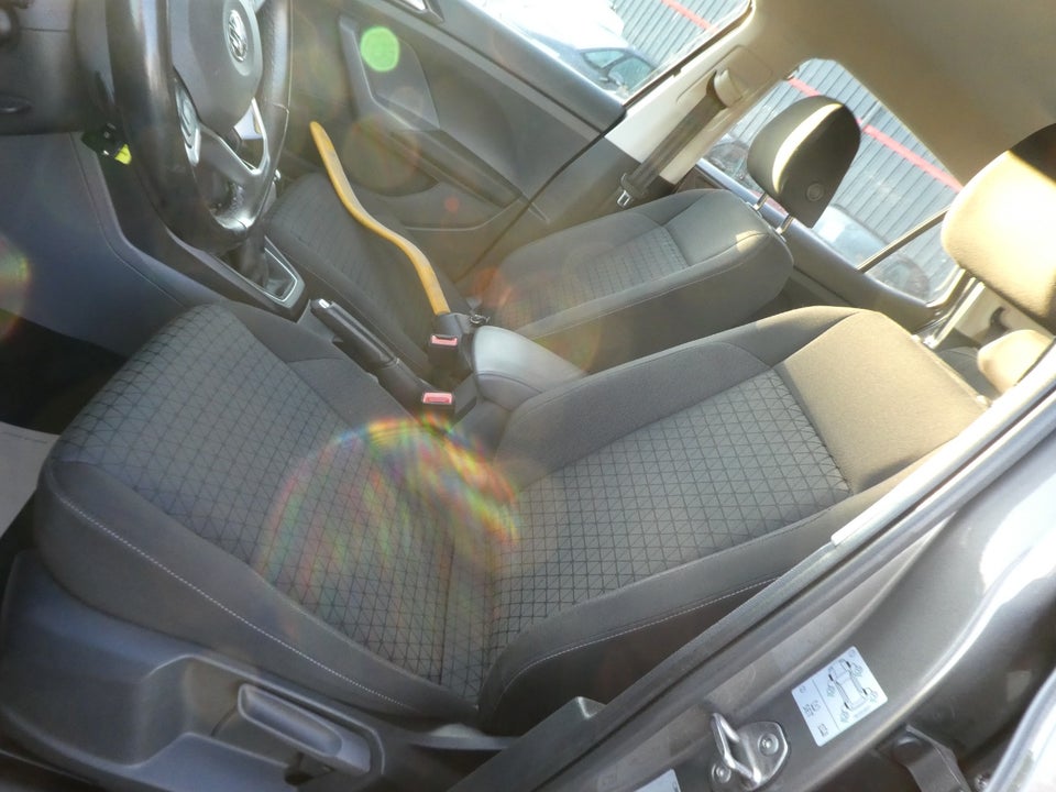 VW T-Cross 1,0 TSi 110 Life DSG 5d