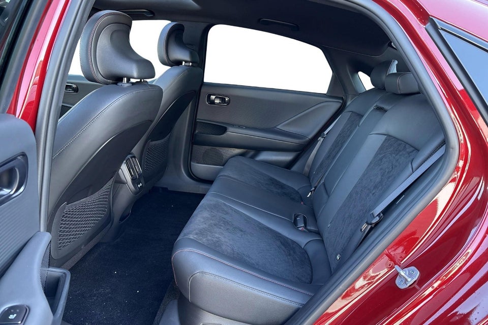 Hyundai Ioniq 6 84 N Line+ AWD 4d