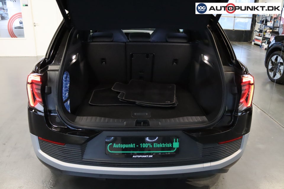 Ford Explorer 82 Premium Extended Range 5d