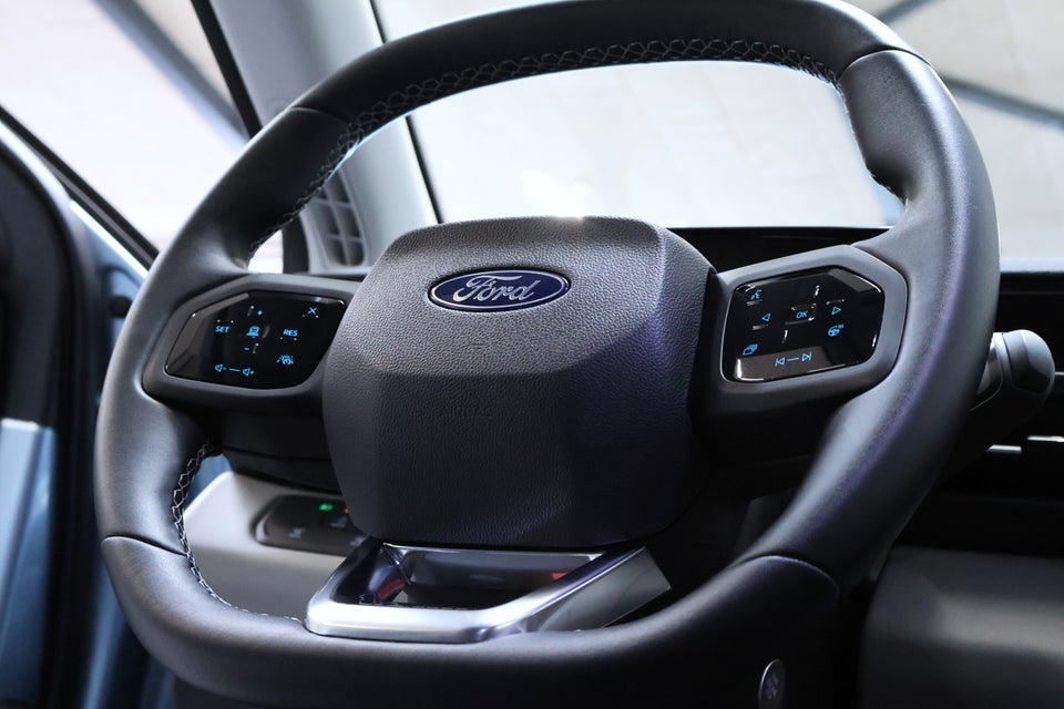 Ford Explorer 77 Select Extended Range 5d