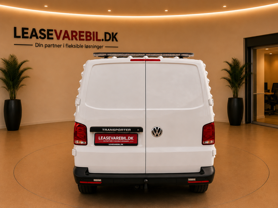 VW Transporter 2,0 TDi 150 Kassevogn DSG kort