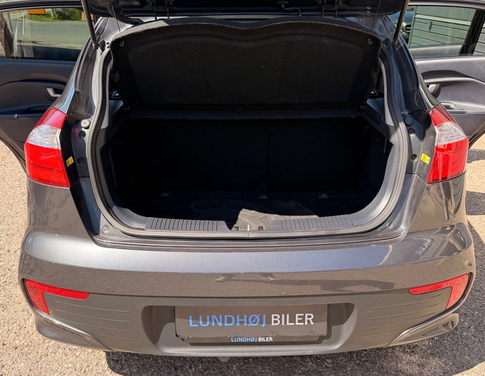 Kia Rio 1,4 CVVT Premium 5d