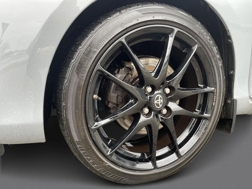 Toyota Yaris 1,5 Hybrid H3 GR Sport Smart e-CVT 5d