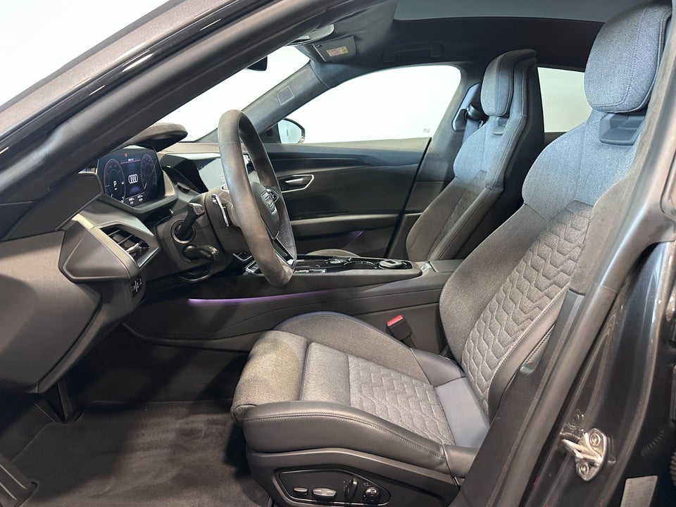 Audi e-tron GT quattro 4d