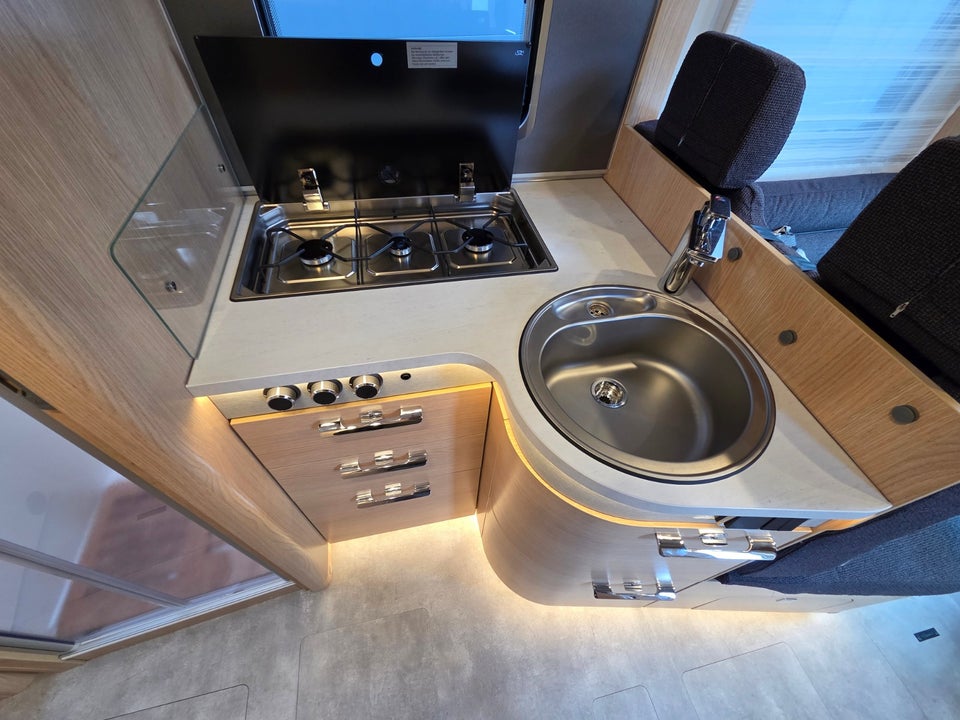 Hymer B-MC T680 2,0 CDi BlackLine aut. 2d