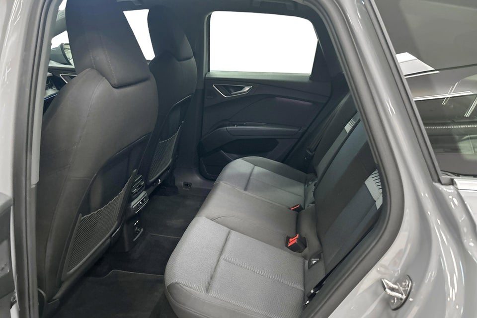 Audi Q4 e-tron 40 Attitude 5d