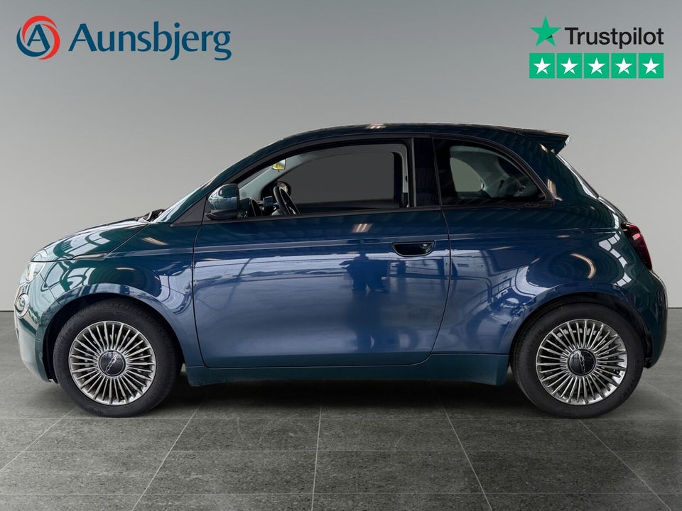 Fiat 500e 42 Icon 3d