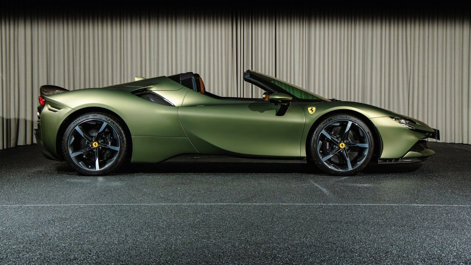 Ferrari SF90 Spider 4,0 DCT 2d