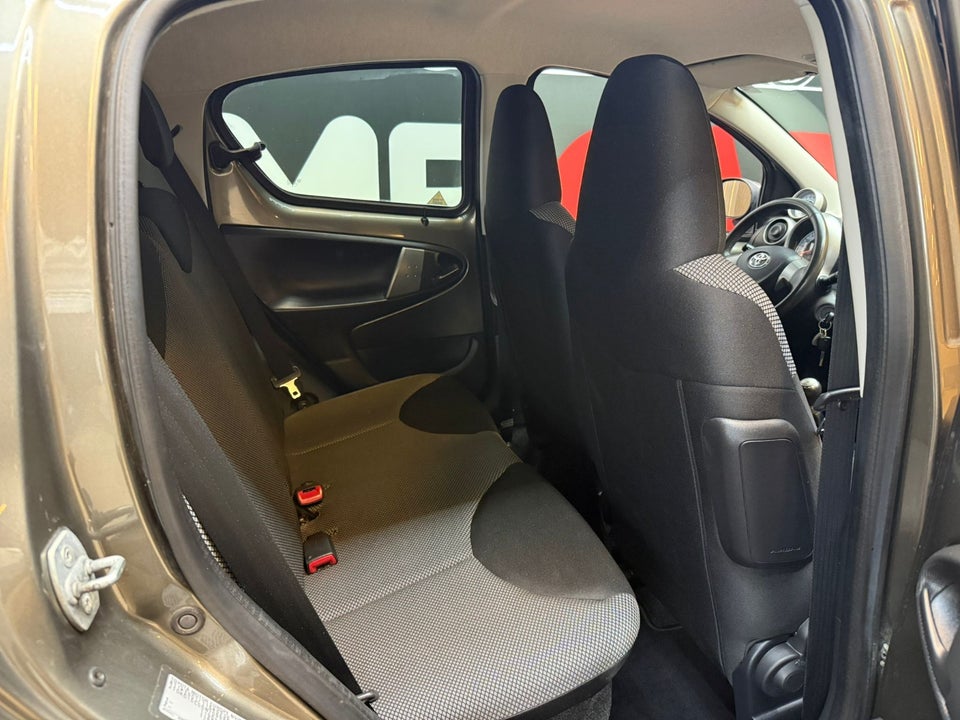 Toyota Aygo 1,0 VVT-i T2 Air 5d