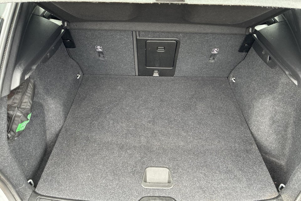 Volvo XC40 ReCharge Extended Range Core 5d