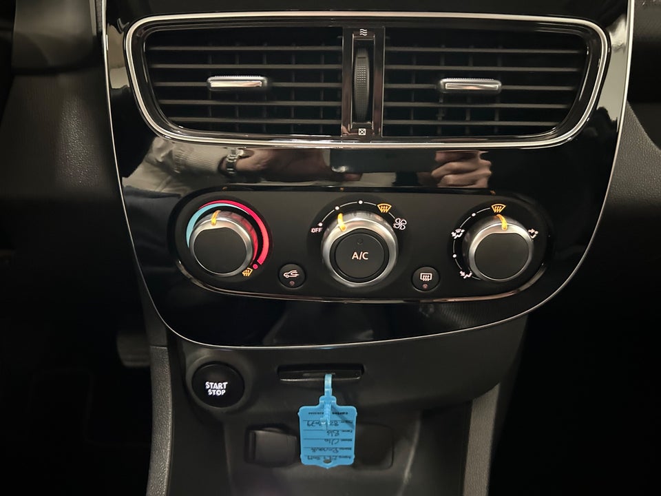 Renault Clio IV 1,5 dCi 90 Zen Sport Tourer 5d