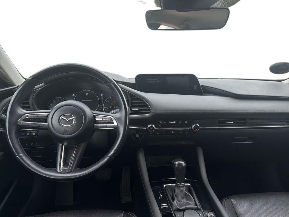 Mazda 3 2,0 SkyActiv-G 122 Cosmo aut. 4d