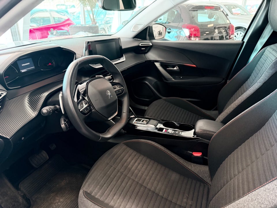 Peugeot 2008 1,2 PureTech 130 Active Pack EAT8 5d