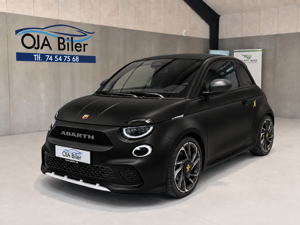 Abarth 500e Turismo Cabrio 2d