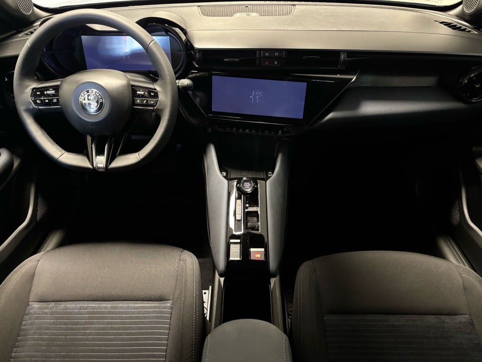 Alfa Romeo Junior Elettrica Core 5d