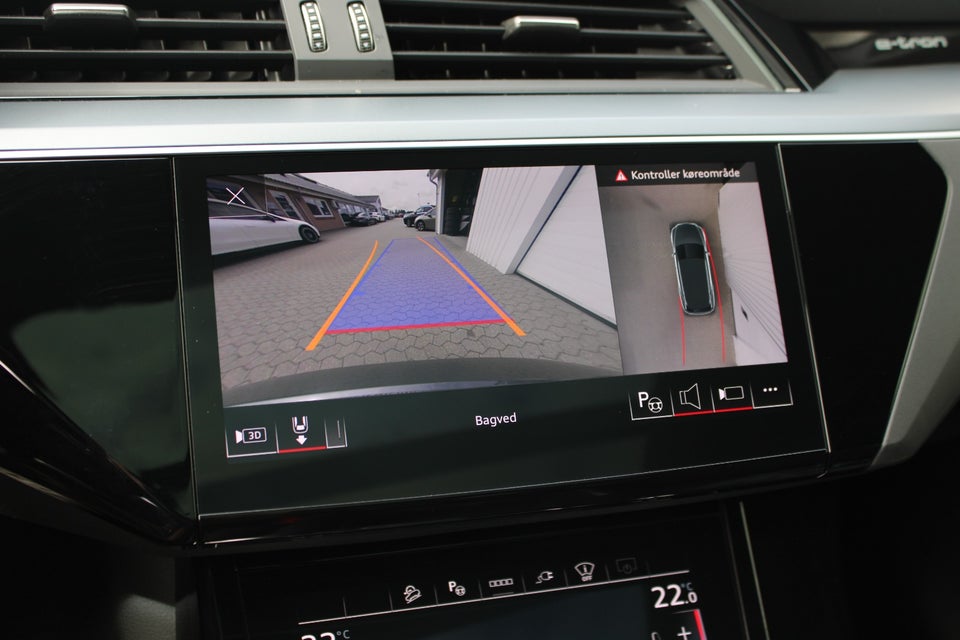 Audi Q8 e-tron 50 S-line quattro 5d