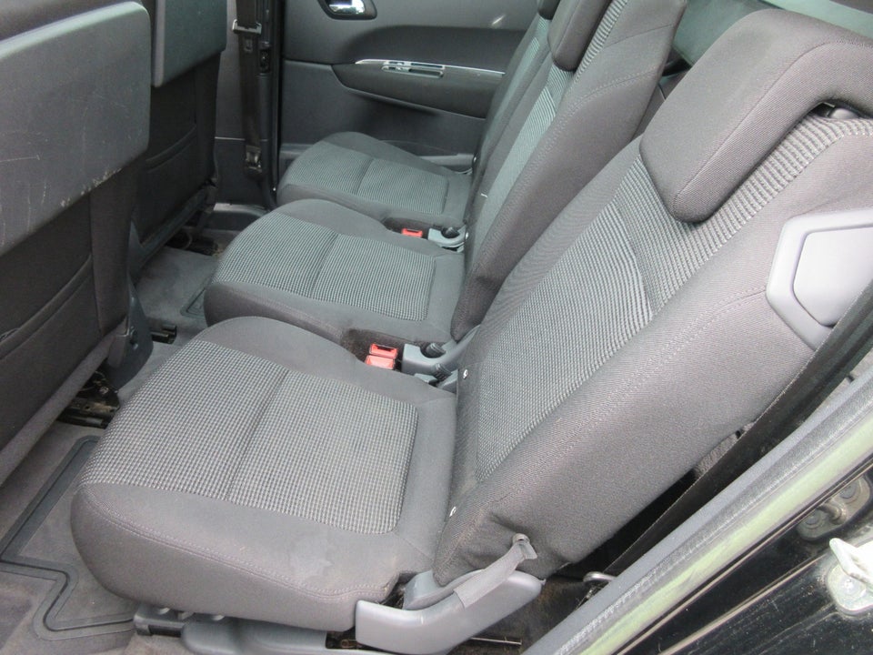 Peugeot 5008 2,0 HDi 150 Premium 7prs 5d