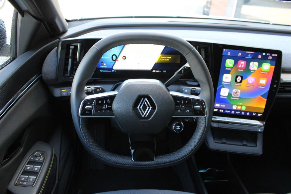 Renault Megane E-Tech 60 Techno 5d