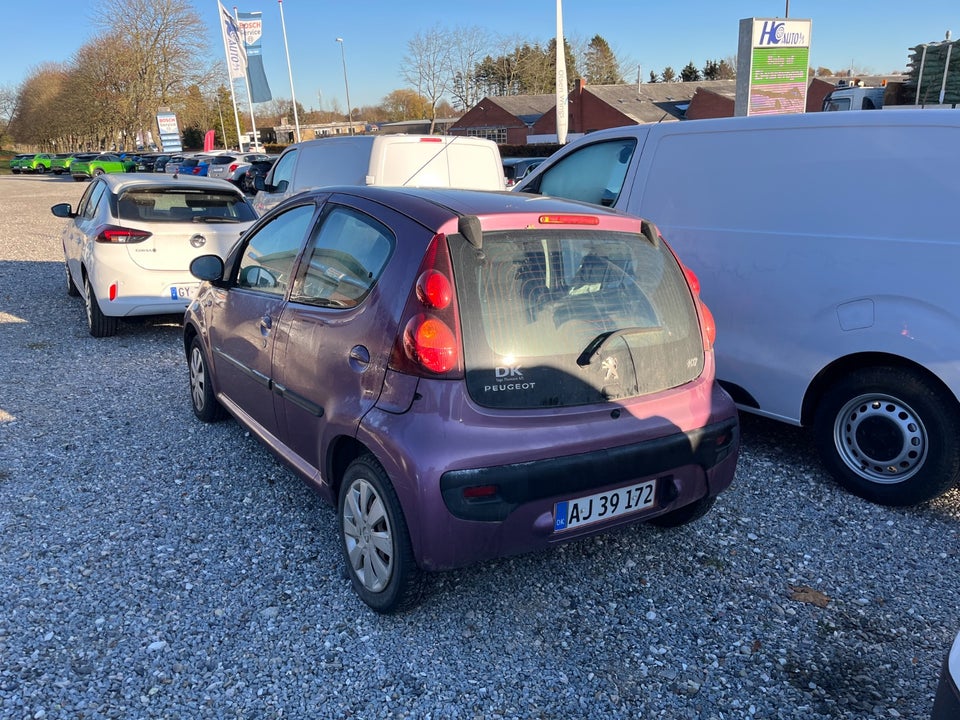 Peugeot 107 1,0 Champion 5d