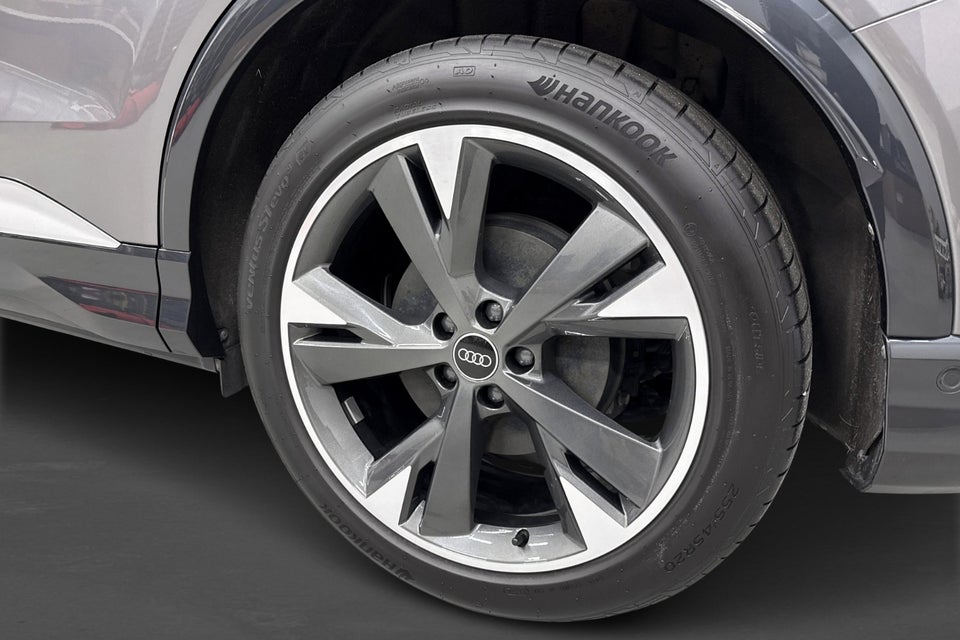 Audi Q4 e-tron 45 Progress 5d