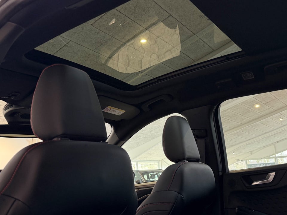 Ford Kuga 2,5 PHEV ST-Line X CVT 5d