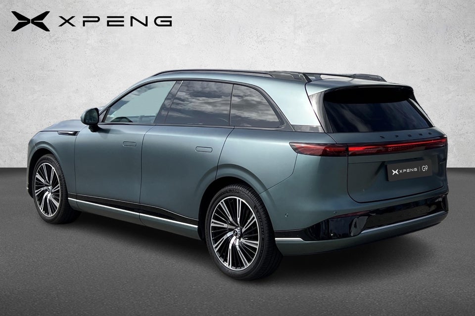 Xpeng G9 Performance 5d