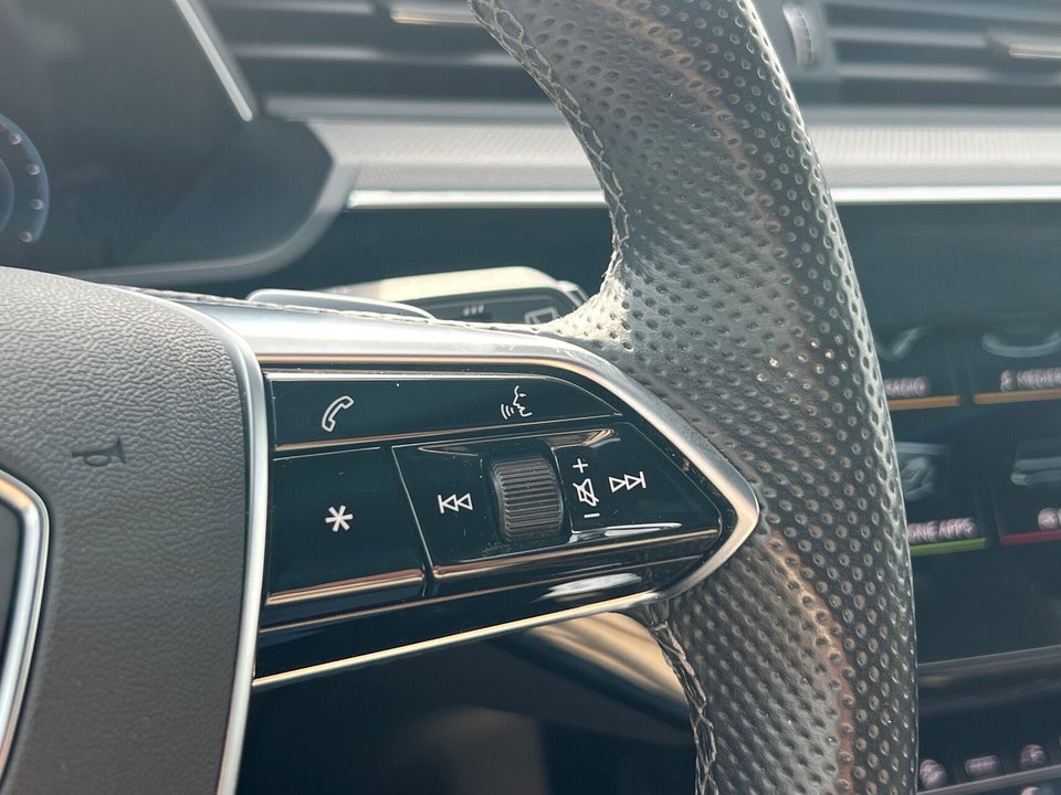 Audi e-tron 55 Black Edition S-line quattro 5d