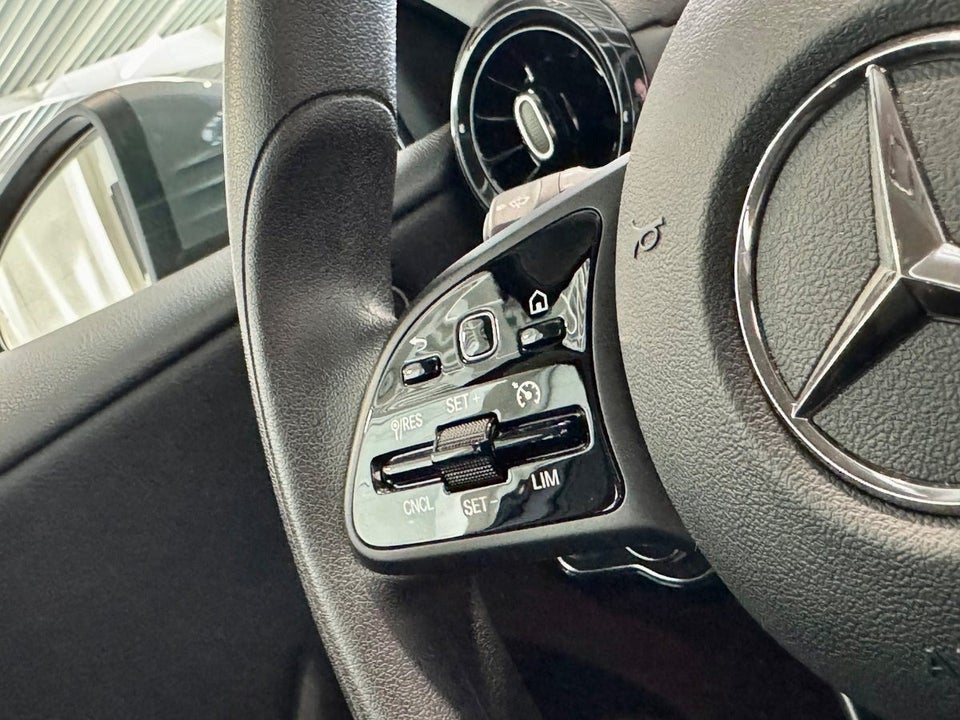Mercedes A250 e 1,3 aut. 5d