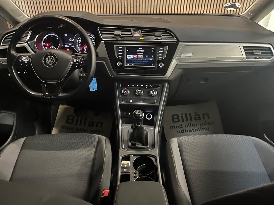 VW Touran 1,6 TDi 115 Comfortline 7prs 5d