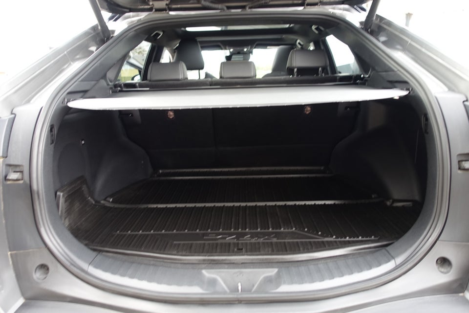 Toyota bZ4X Executive AWD 5d