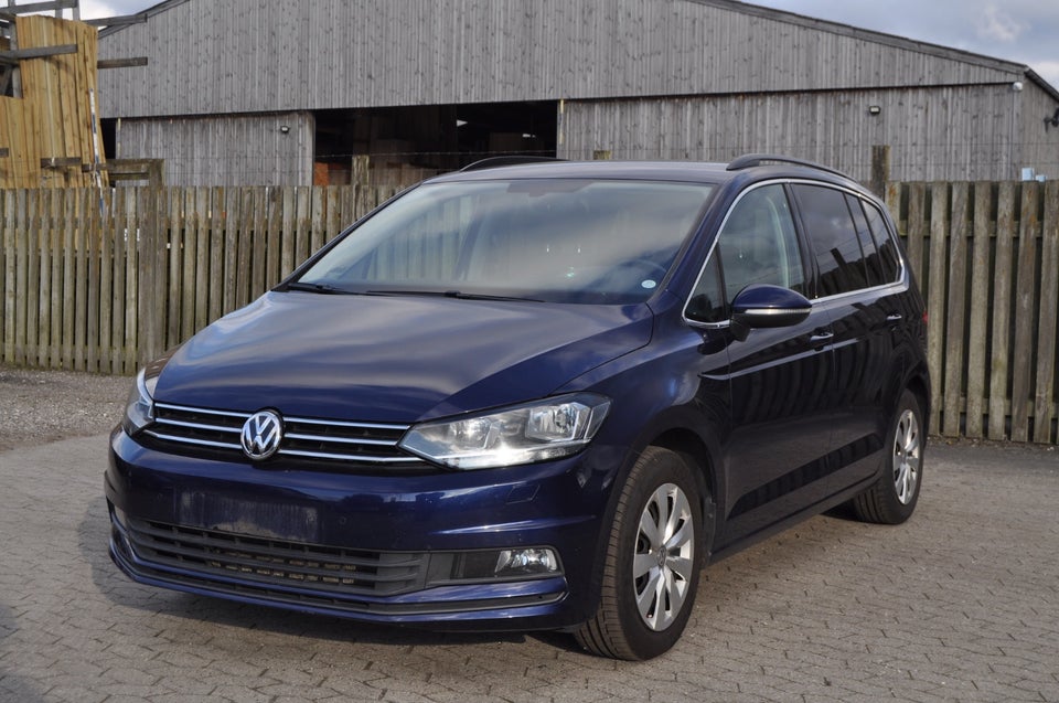 VW Touran 1,6 TDi 115 Comfortline DSG 7prs 5d