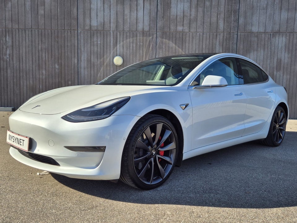 Tesla Model 3 Performance AWD 4d