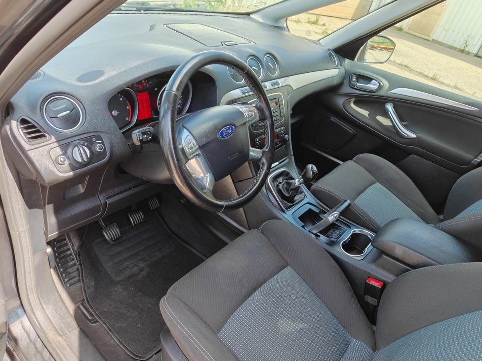 Ford S-MAX 2,0 TDCi 140 Collection 7prs 5d