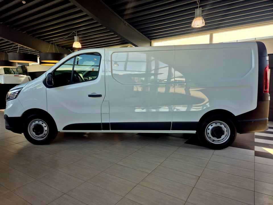 Renault Trafic 2,0 dCi 130 L2H1